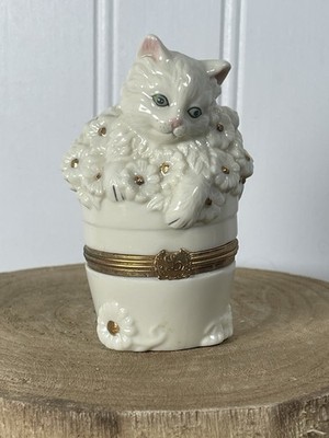 Lenox Treasures The Inquistive Kitten Trinket Box W/ Charm