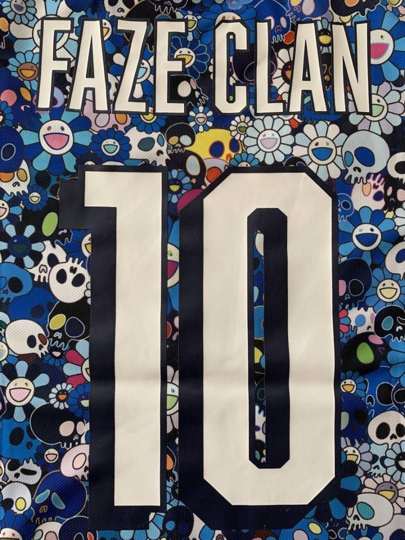 Shirt Takashi Murakami size XL Polyester Short Sleeve FaZe Shirt Takashi Murakami size XL Polyester Short Sleeve FaZe