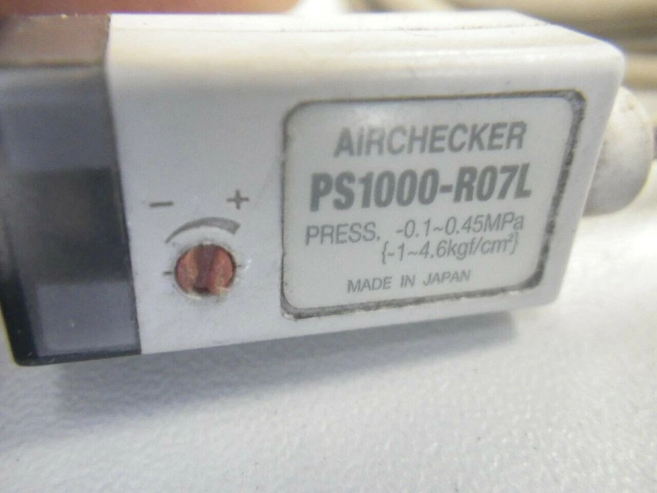 PS1000-R07L Smc Pressure Sensor Pneumatic /with 26inch cable (Used Tested) - Image 4 of 4