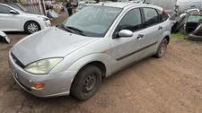 Porte avant et accessoires Ford FOCUS