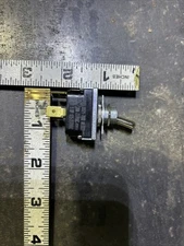 McGill Toggle Switch 0121-7000 20A 277VAC 1HP