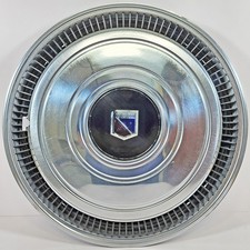 One 1980-1984 Buick Electra Park Avenue 1096 15 Hubcap Wheel Cover 25502548 One 1980-1984 Buick Electra Park Avenue 1096 15 Hubcap Wheel Cover 25502548
