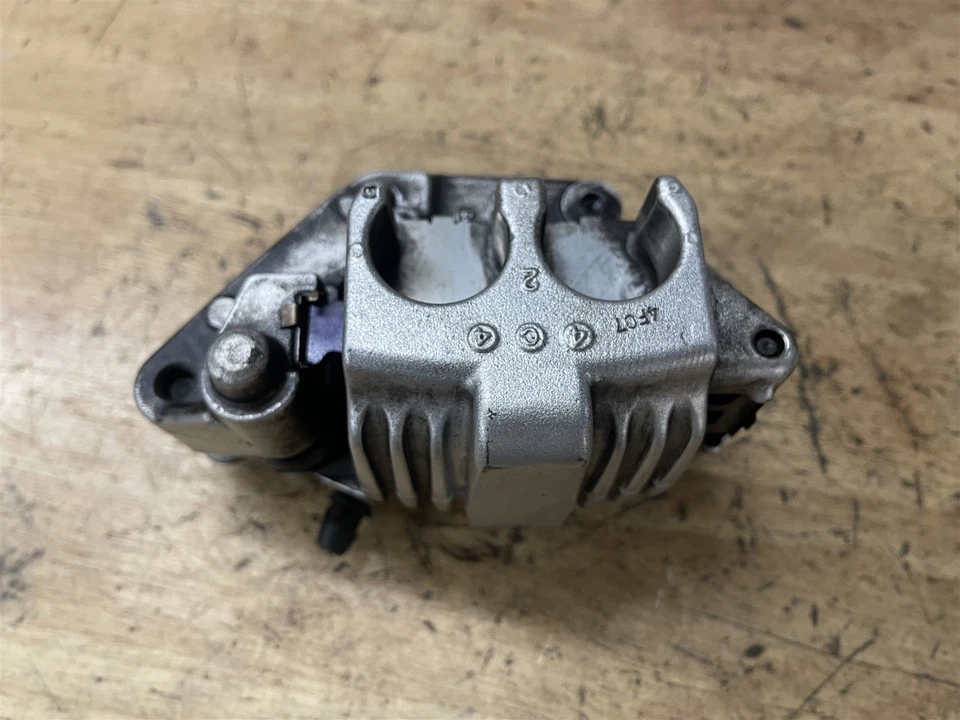 Pinza de freno delantera OEM Harley Davidson Sportster XL 1200 883 04 05 2004 2005 Foto 4 de 4