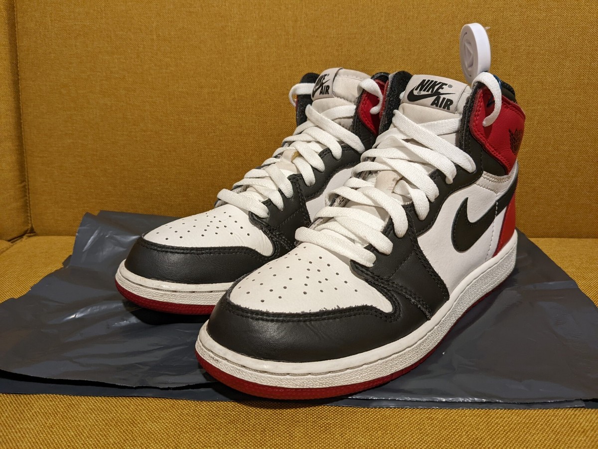 Air Jordan 1 Retro High OG Black Toe GS 2016 size 6Y Red Air Jordan 1 Retro High OG Black Toe GS 2016 size 6Y Red