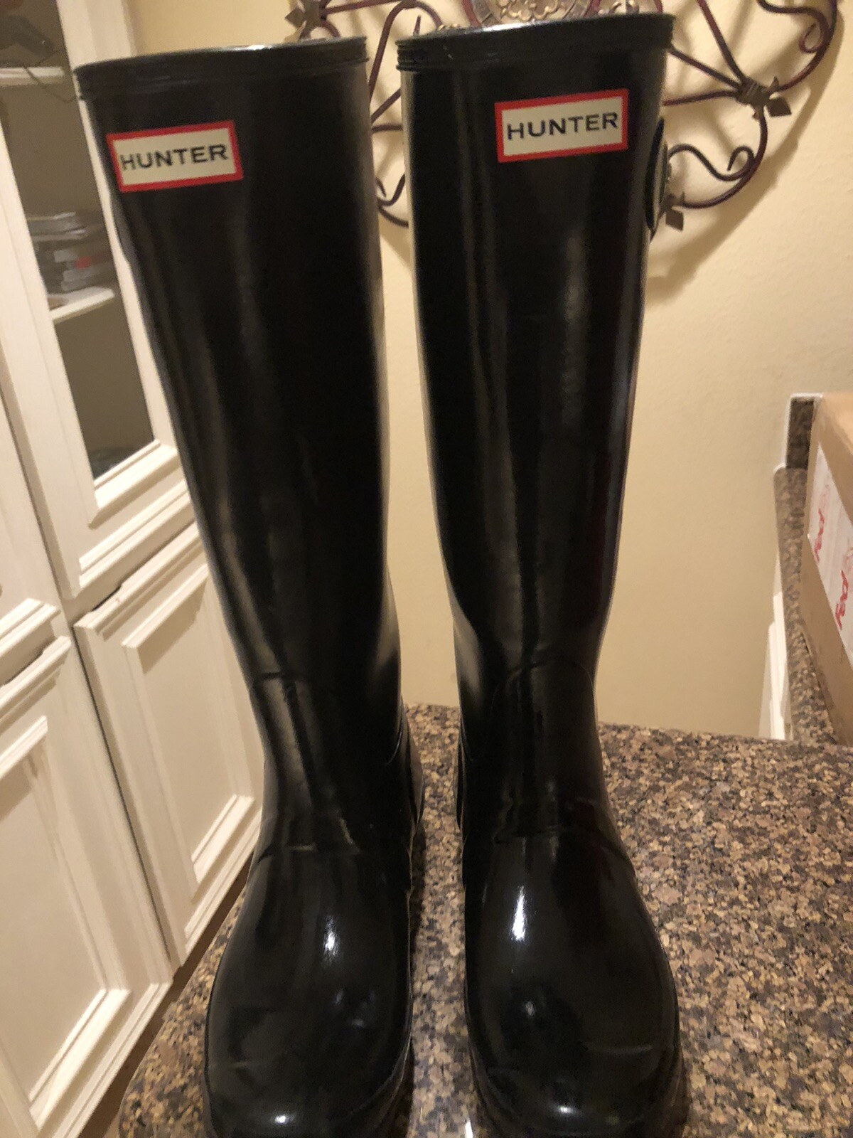 hunter chelsea boots black gloss