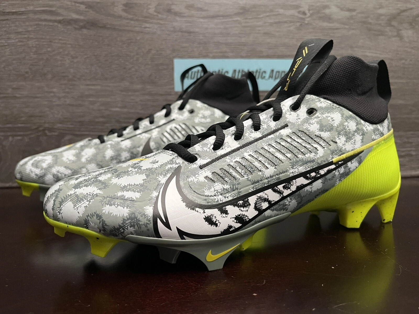 Nike Vapor Edge Pro 360 2 Gray Volt Football Cleats Men's Size 10.5 FB8443-703
