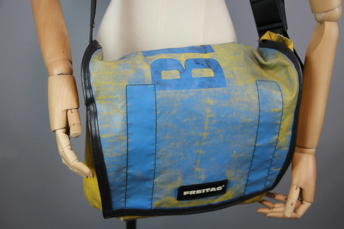 FREITAG F12 DRAGNET Used PVC MESSENGER CLASSIC Bag