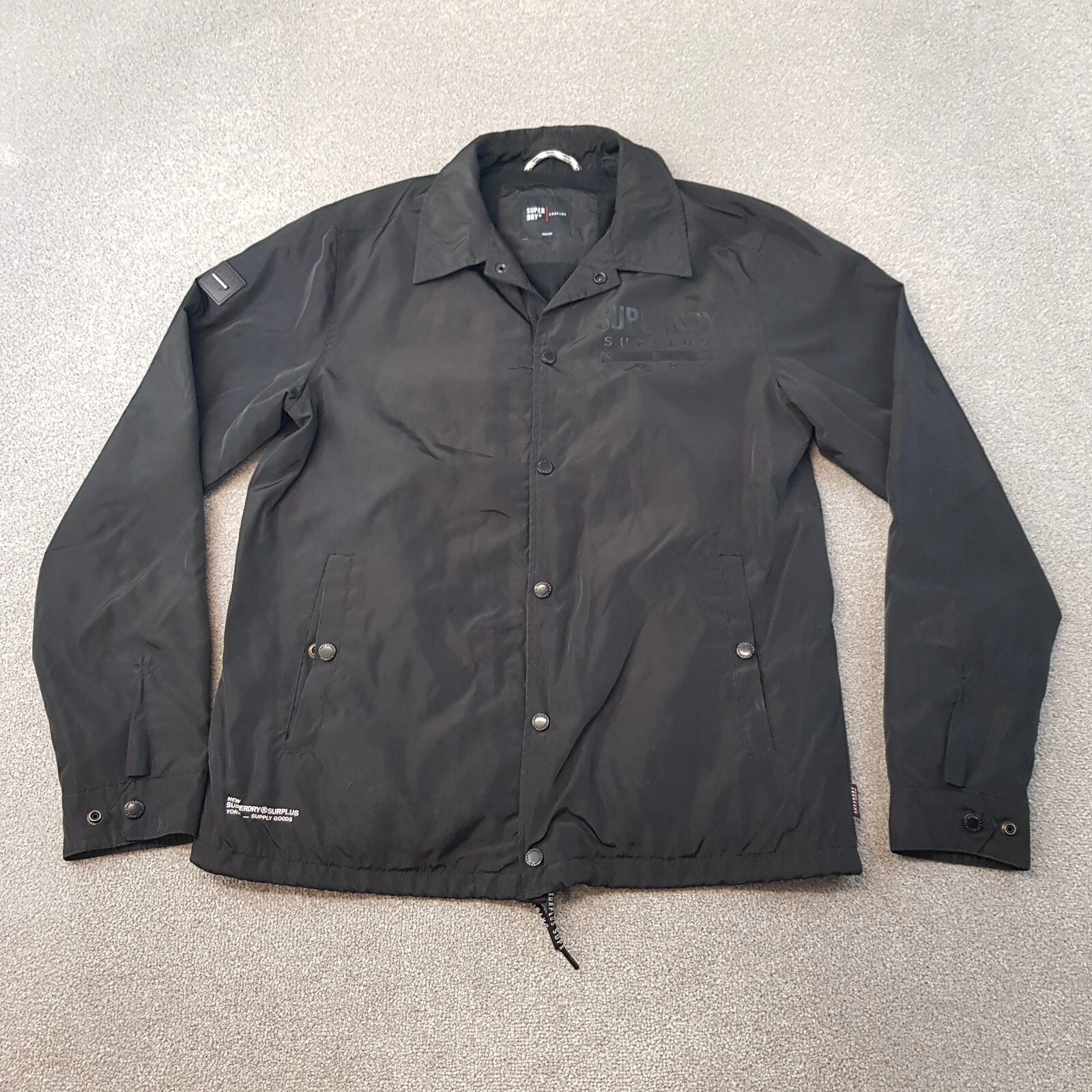 Superdry Uomo Giacca Media Nera Surplus Coach Leggera Snap Worker Factory