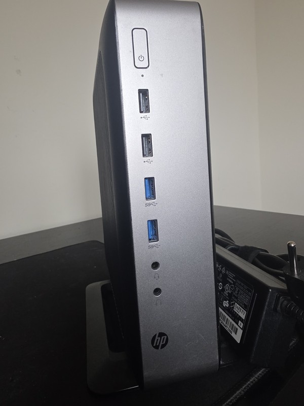 HP T730 Pro thin client 4GB-RAM 16GB-SSD 5x1GbE w/I340-T4 Stand & Power Adapter