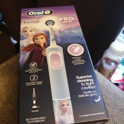 Oral B Pro Kids 3+ Disney Frozen Wiederaufladbare Zahnbürste + 4 Frozen Aufkleber