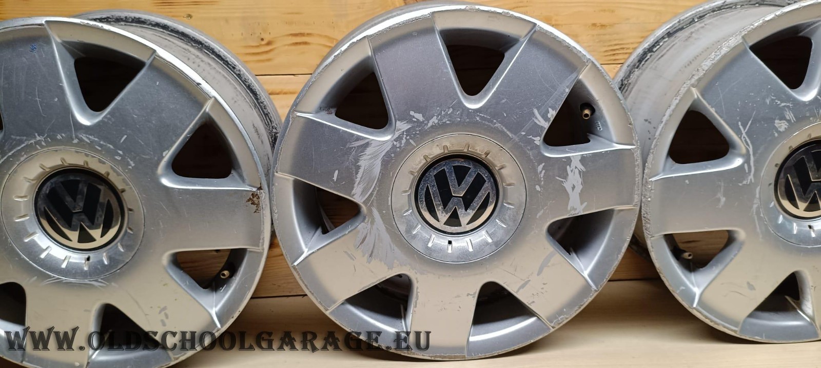 Cerchi In Lega Volkswagen Polo 4 Serie (Da Restaurare) foto 6