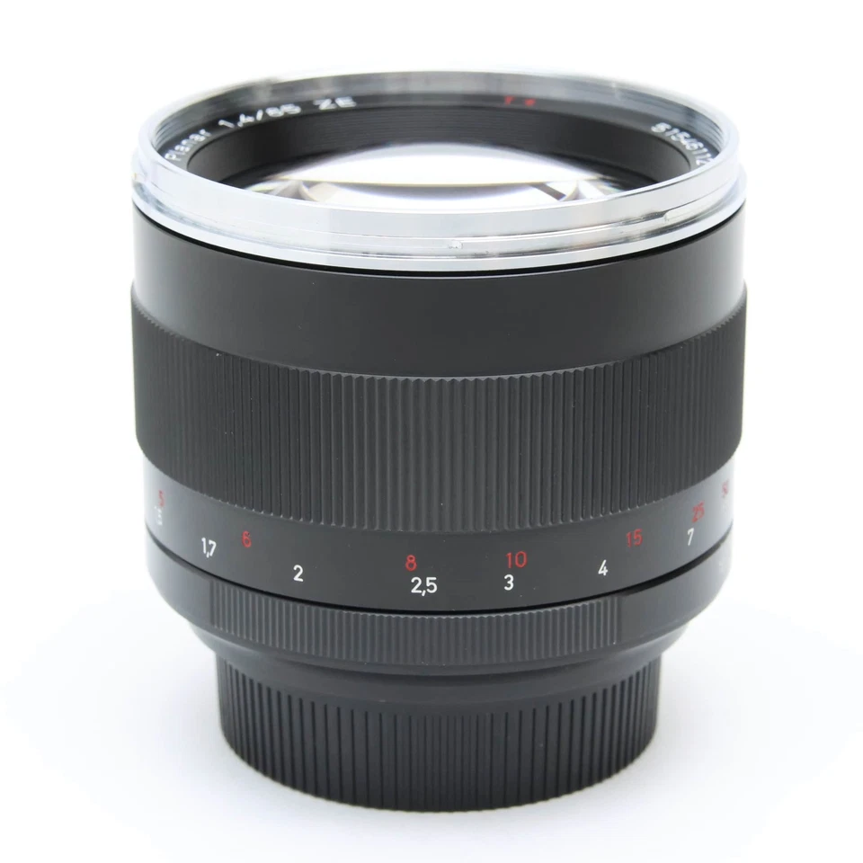 Carl Zeiss Planar T* 85mm F/1.4 ZE (for Canon EF mount) #102 - Image 4 of 4