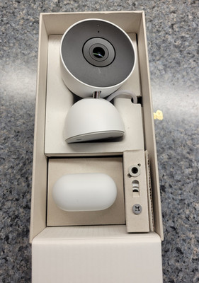 Google - Nest Cam Wired Indoor (3rd gen)- 2K Video w/Gemini Model: GA09973 -Snow