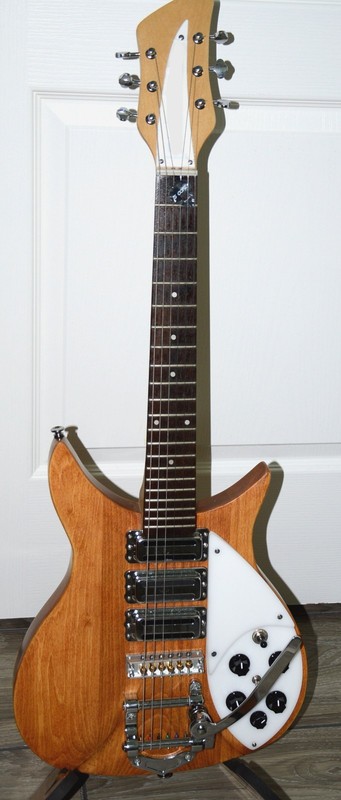 Chinese 325 - Style Lennon Electric Guitar w/ case & more FREE SHIPPING