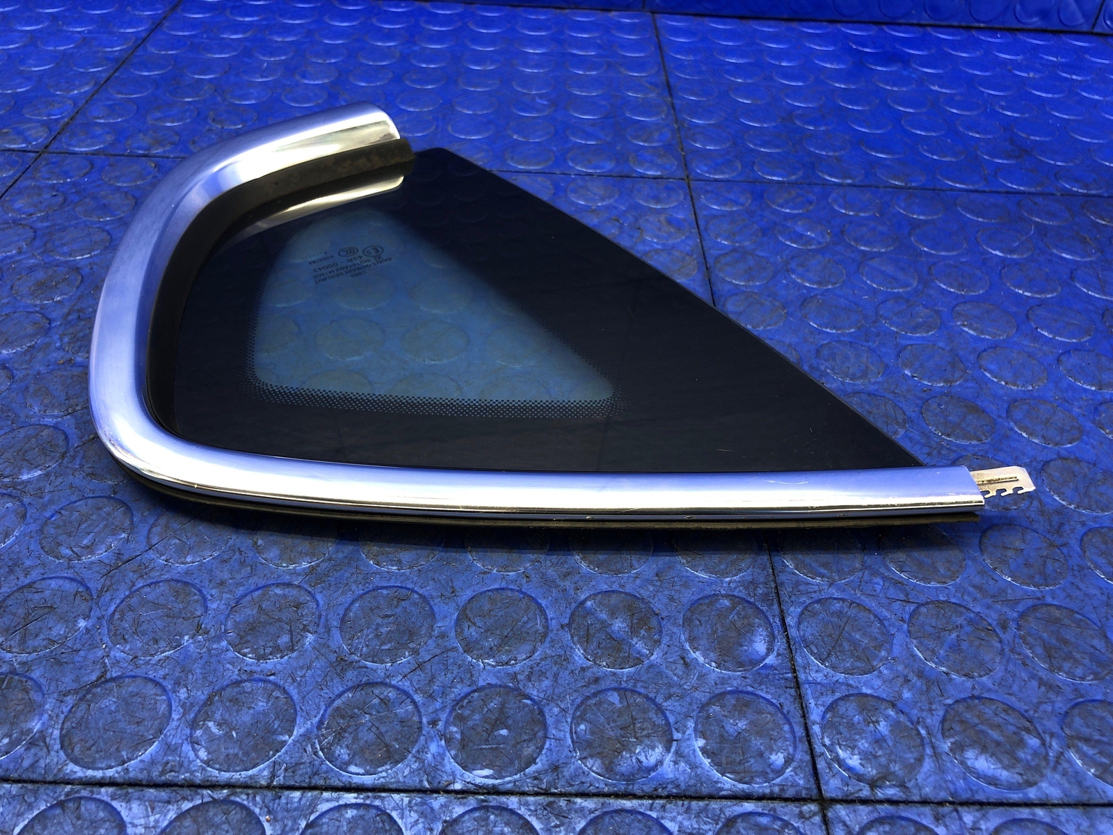 2014-2021 MASERATI QUATTROPORTE OEM REAR LEFT QUARTER CHROME WINDOW GLASS