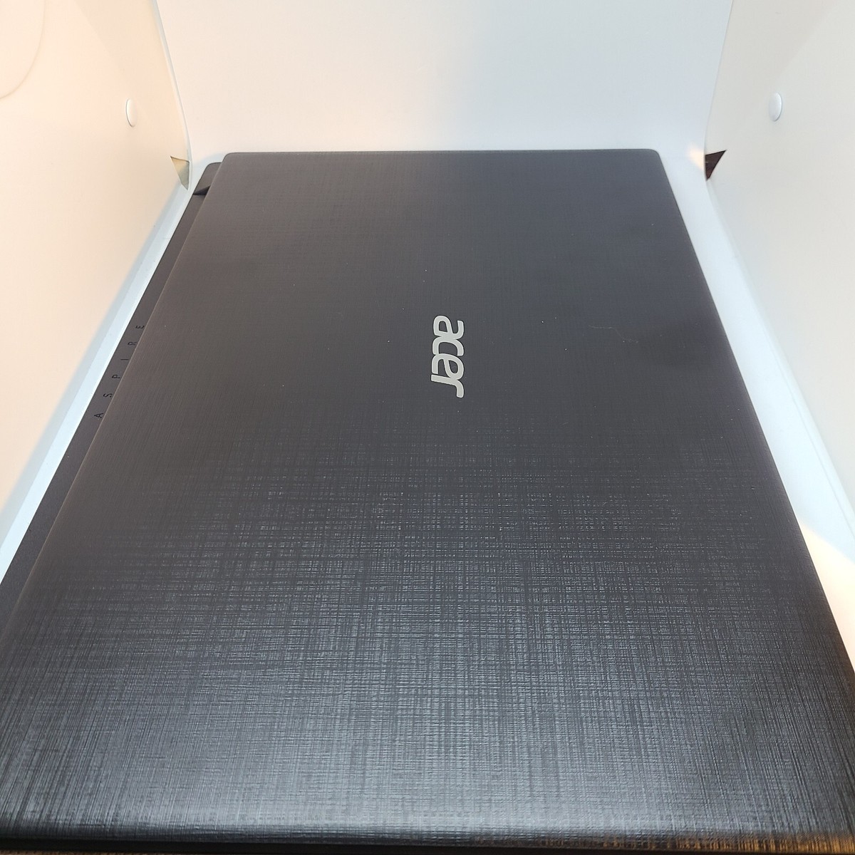 Acer Aspire A315-21-95KF (1 TB, AMD A9 GHz, GB) Laptop  Black