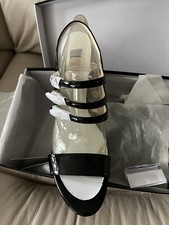 Women  s Size 8 Black Patent Leather Sandal
