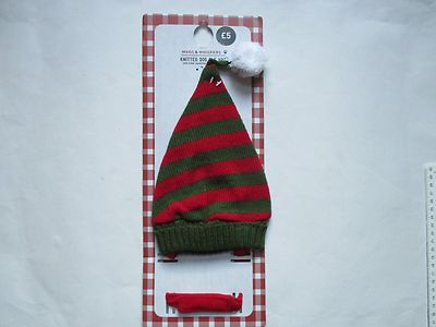 Gestrickte Hunde Elfen Mütze mit verstellbarem Riemen neu und unbenutzt.