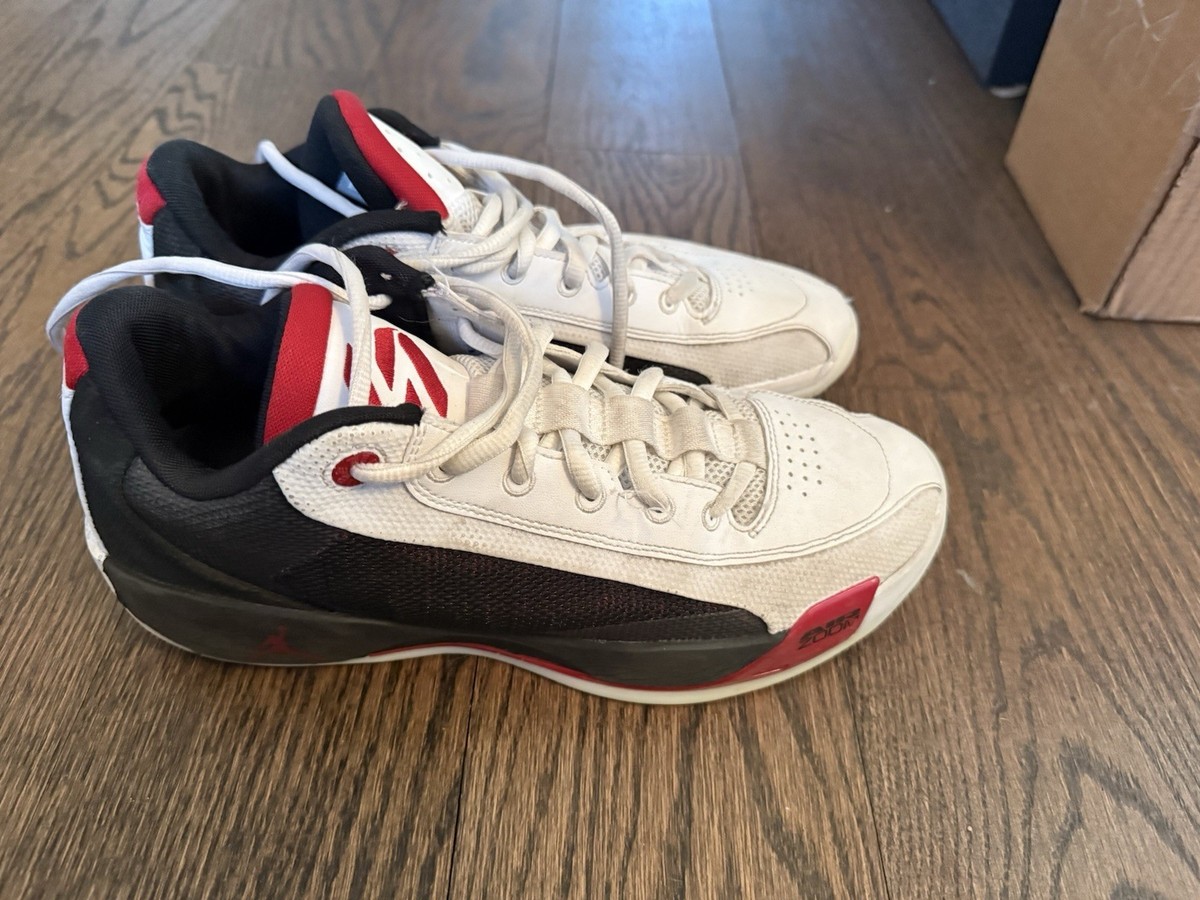 Nike Jordan Luka 10 View 2