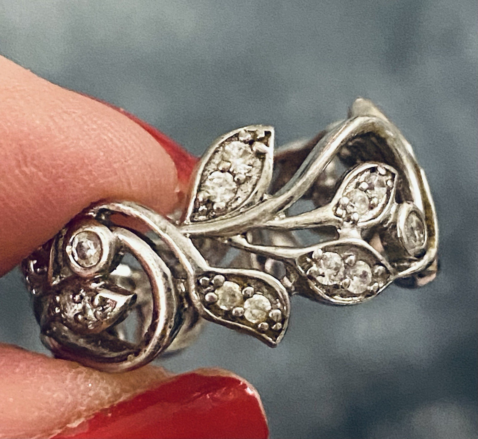 Vintage Vine & Leaf Pattern Signed Sterling Silve… - image 1