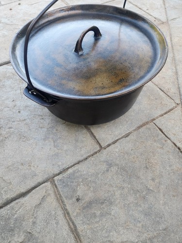 Tite Top 10 Dutch Oven (Griswold Pattern Unamarked)