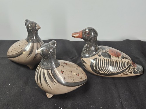 Gruppe von 3 Vintage TONALA Mexiko Volkskunst handbemalt Keramik Vögel