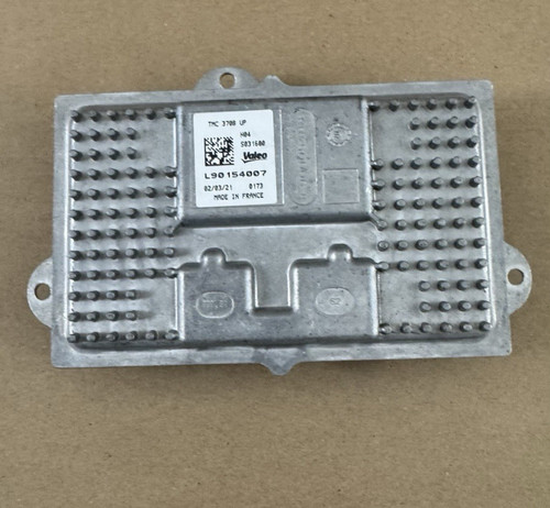OEM 2019-2022 Toyota Avalon Headlight Control Module Ballast  L90154007