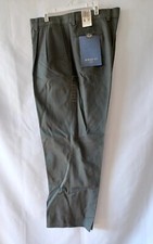 Dockers Classic Khaki No Wrinkle Twill Classic Fit Pleated Dress Pants