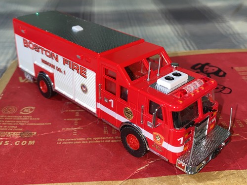 1 Of 1 Custom Kitbash Code3 Heavy Rescue Boston Fire Department Rescue Company - Picture 7 of 19