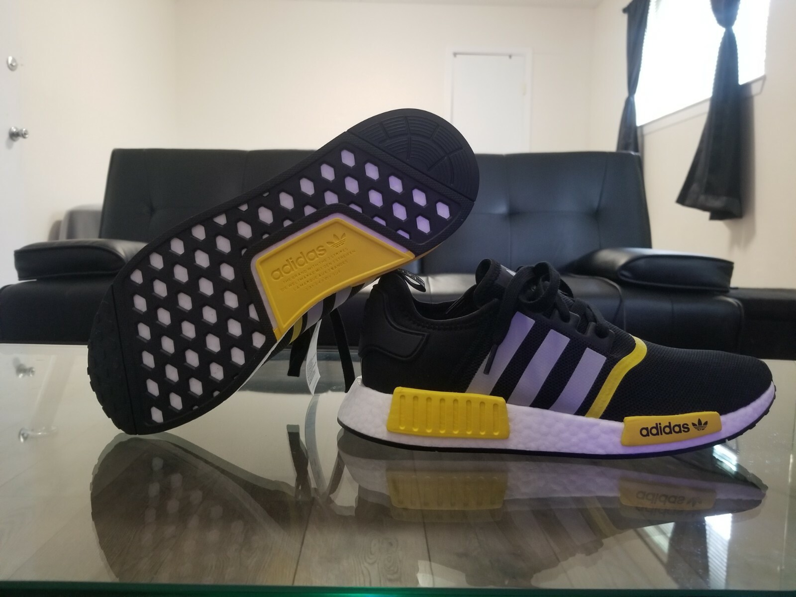 nmd r1 thunder