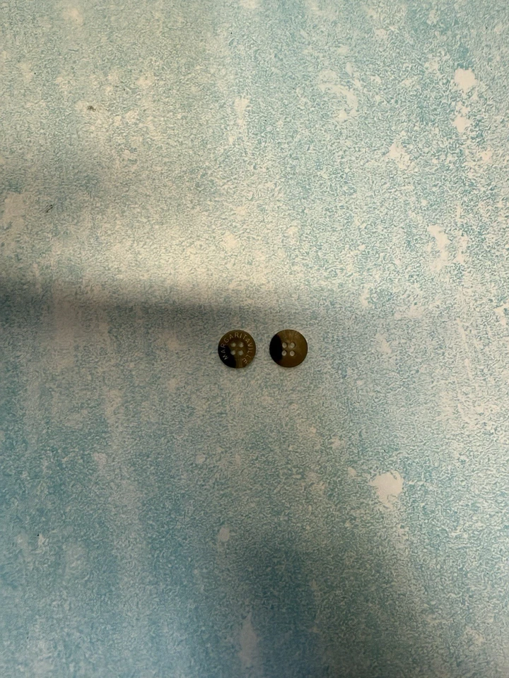 Margaritaville 4 Hole Multi Color Buttons 6 Oz - Image 3 of 3