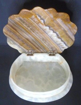 Vtg Clam Shell Shaped Onyx Marble Trinket Jewelry Box, Feet Hinged 6.5'' x 5.5''