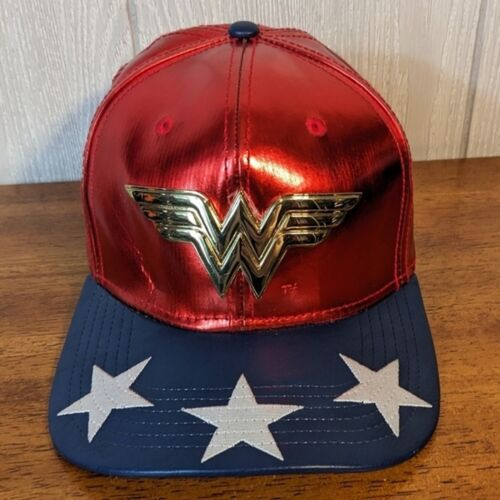 Wonder Woman Shiny DC Comics Super Hero SnapBack Hat Polyurethane  RARE EUC OSFM - Picture 1 of 8