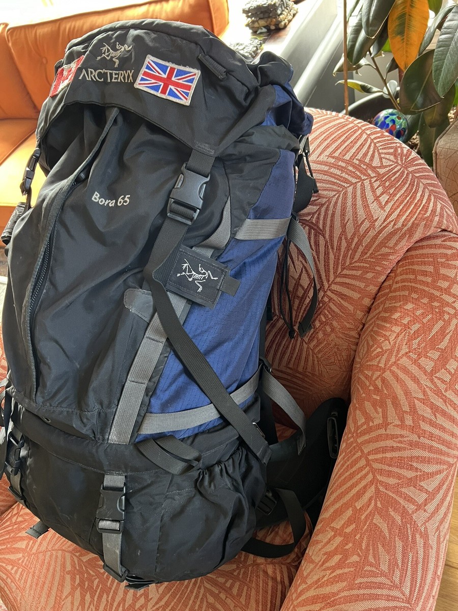 1990s ARC'TERYX Bora 65 Backpack Blue Black Made In Canada 1990s ARC'TERYX Bora 65 Backpack Blue Black Made In Canada