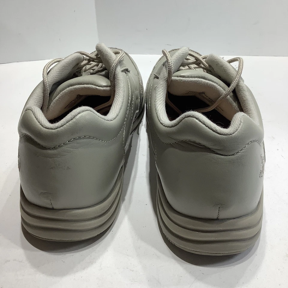 性能步行鞋系带钻石鞋,女式 8 个月,71335,上好 — 第 3/4 张图片