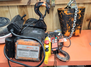Prowinch Chain Hoist PWHF1000UW 1 ton with remote