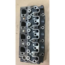 Shibaura N844 Cylinder head SBA111017501 812 Used (791)