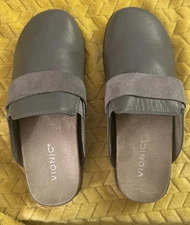 Vionic Women's Ambrosia Clog Size 9 Medium Gray/Charcoal Preowned