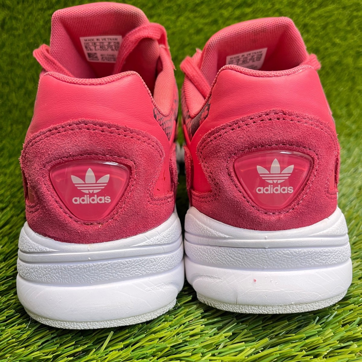 adidas gazelle silver green womens Adidas Run Falcon 3.0 Trainer Velcro Fuchsia/White/Black