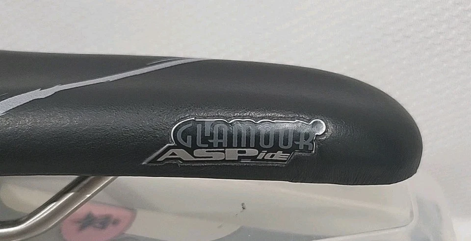 Sillín ligero para bicicleta de carretera Selle San Marco GlamourAspide rieles de titanio Italia Foto 2 de 4