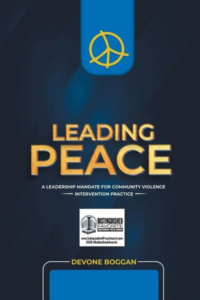 Devone Boggan | Leading Peace | Taschenbuch | Englisch (2025) | Outskirts Press-image