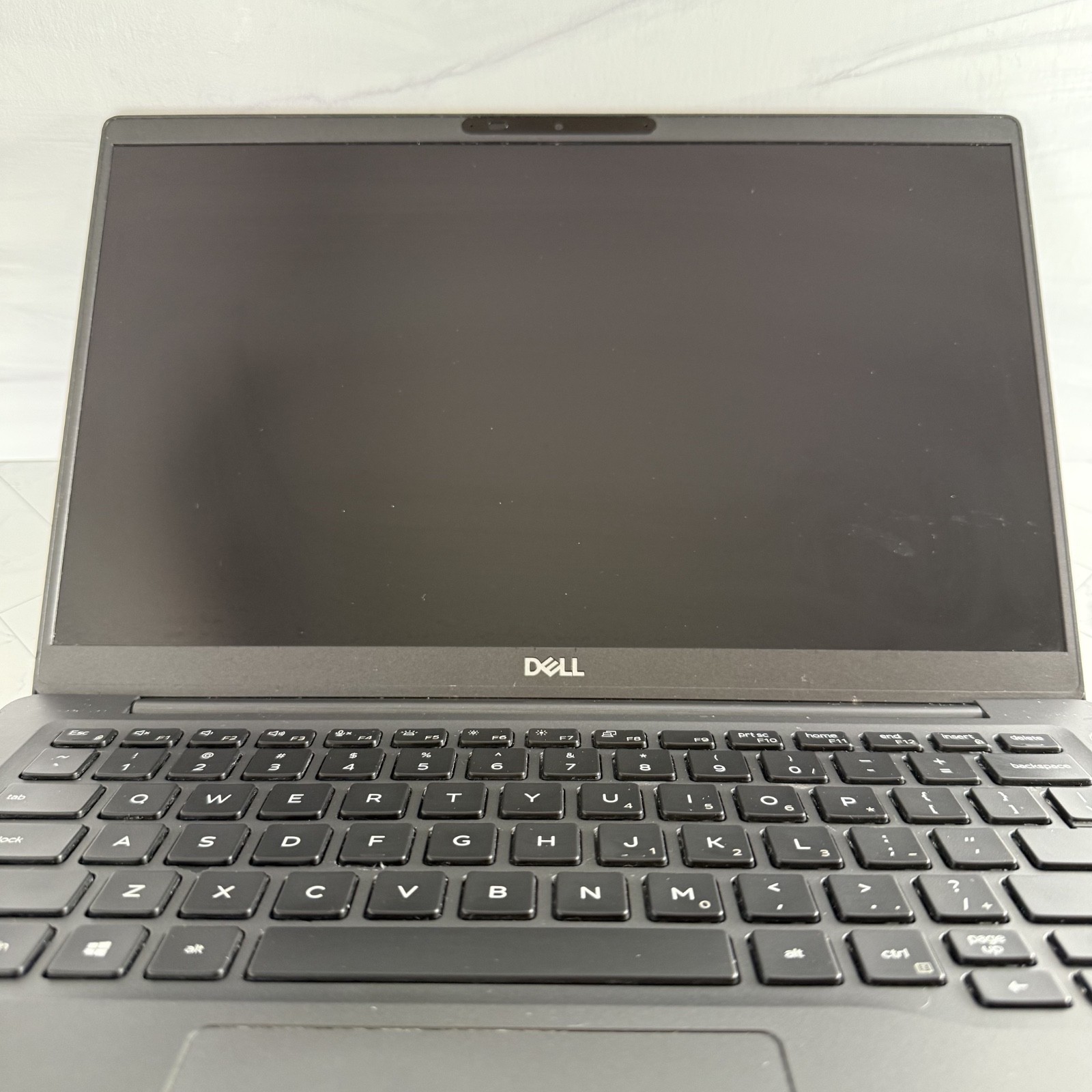 Dell Latitude 7400, 14-Inch Laptop, with Intel Core i7 8th Gen., Windows 11 Pro