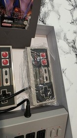 Nintendo NES Four Score Set - 2x Original Controller + Wizards & Warriors 3