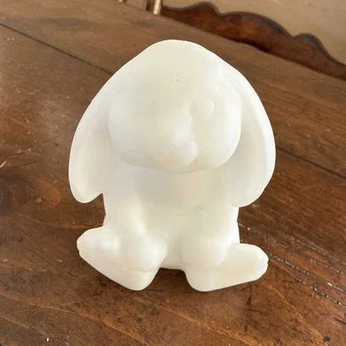 VINTAGE FENTON White Light  SATIN RABBIT BUNNY FIGURINE