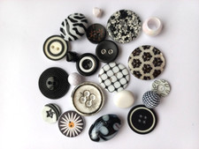 Knöpfe Perlen Mix schwarz weiß Mischung Konvolut Basteln