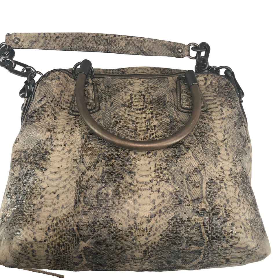 Cartera de hombro Coach gris pitón piel de serpiente cuero hobo bolso cremallera superior plisado Foto 2 de 4