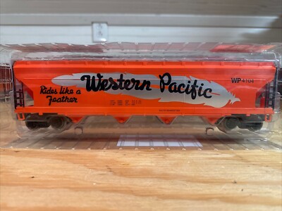 Menards  WESTERN PACIFIC Smooth  Sided Hopper O Gauge NEW SEALD