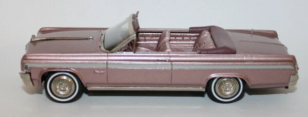 Brooklin Modelos 1/43 BRK129X - 1963 Oldsmobile Starfire Conv - Antiguo Poliéster Rosa Foto 4 de 4
