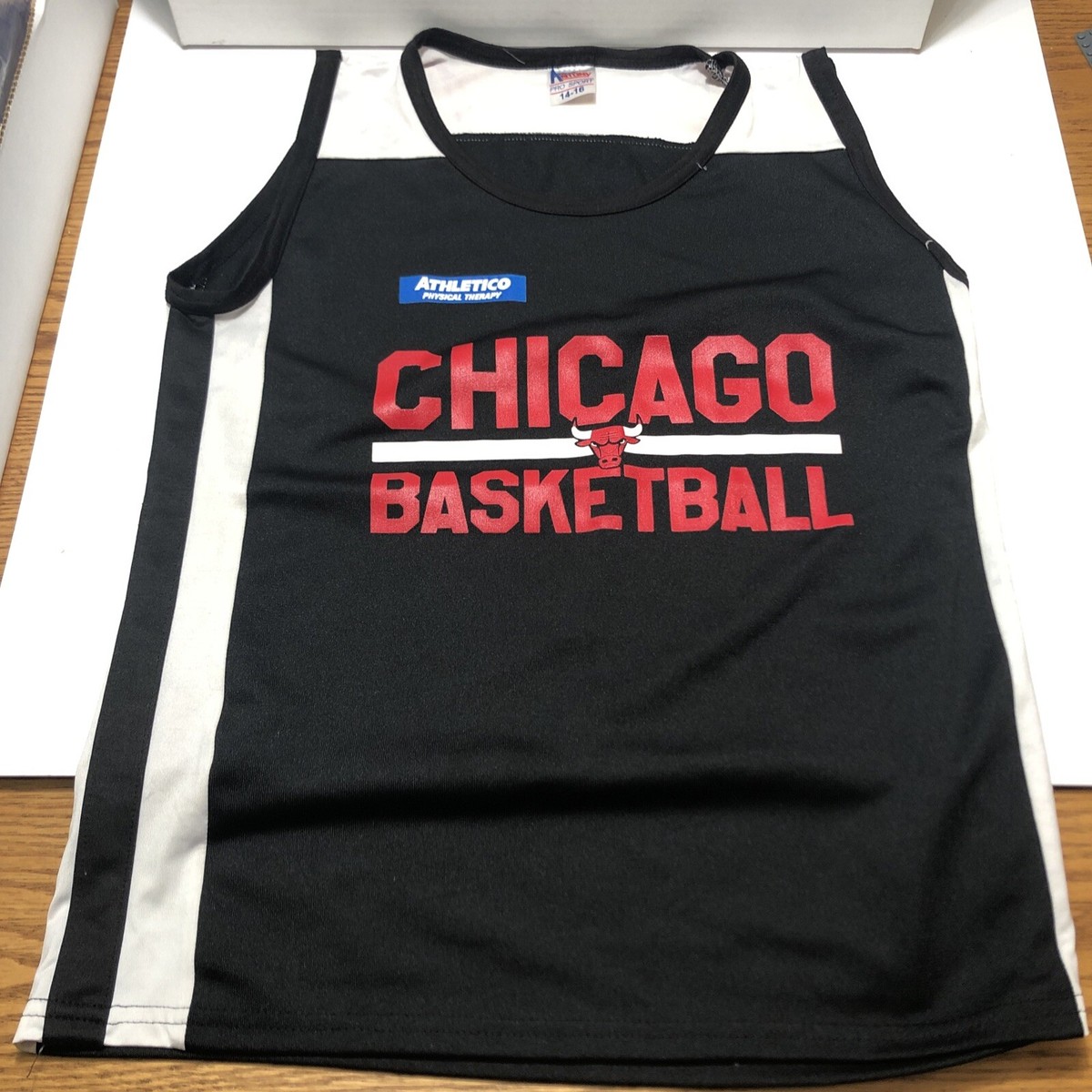 ウェア 90s~NIKE NBA gameshirt Chicago bulls Vintage 90s Chicago Bulls NBA Nike Basketball Unisex Kids