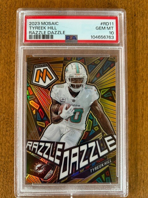 2023 Panini Mosaic Razzle Dazzle Tyreek Hill #RD11 PSA 10 Case Hit